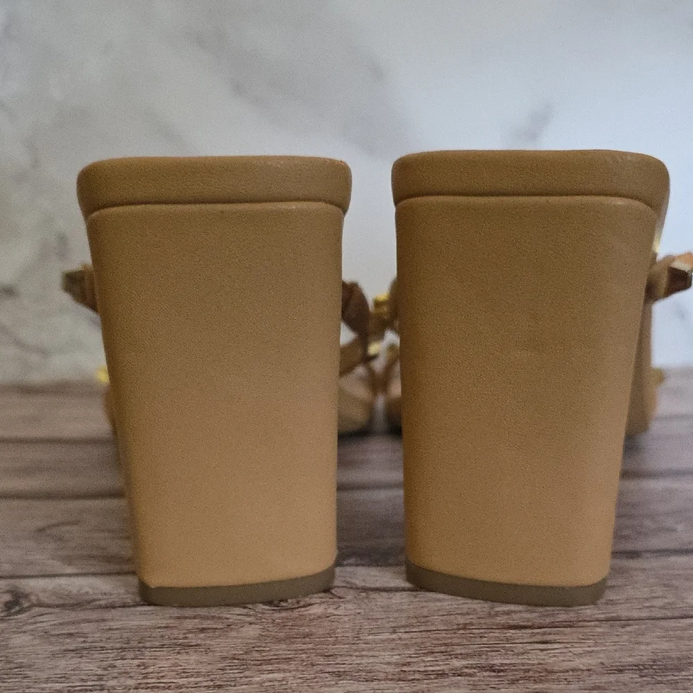 THE DROP Neutral Tan Gold Studded Strappy Heeled Sandals Size 9 - Picture 4 of 13